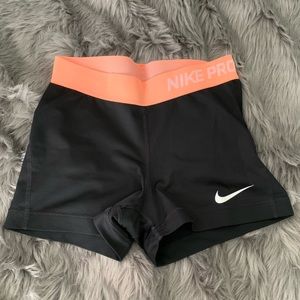 NIKE PRO Women’s Shorts